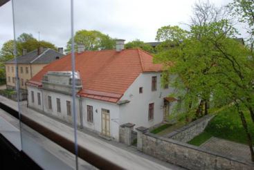 Studio with Balcony