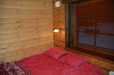 Four-Bedroom Cottage with Sauna